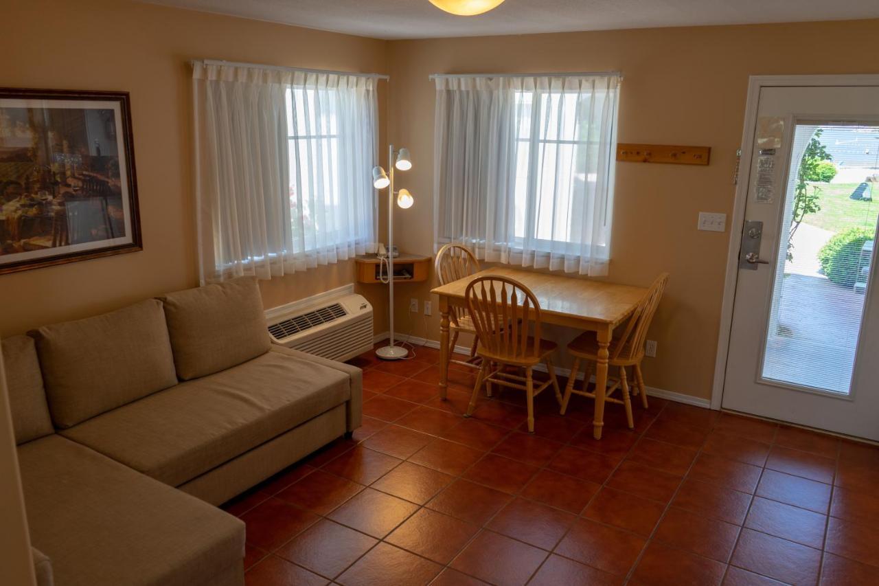 Sandy Beach Suites Осуюс Экстерьер фото